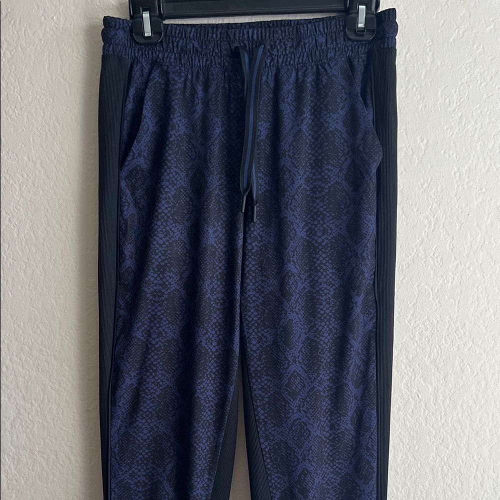 Athleta Brooklyn Jogger Python Snake Print Dark B… - image 4